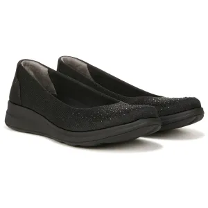 Bzees Women's Gold Bright Medium/Wide Slip-on Sneakers, Black