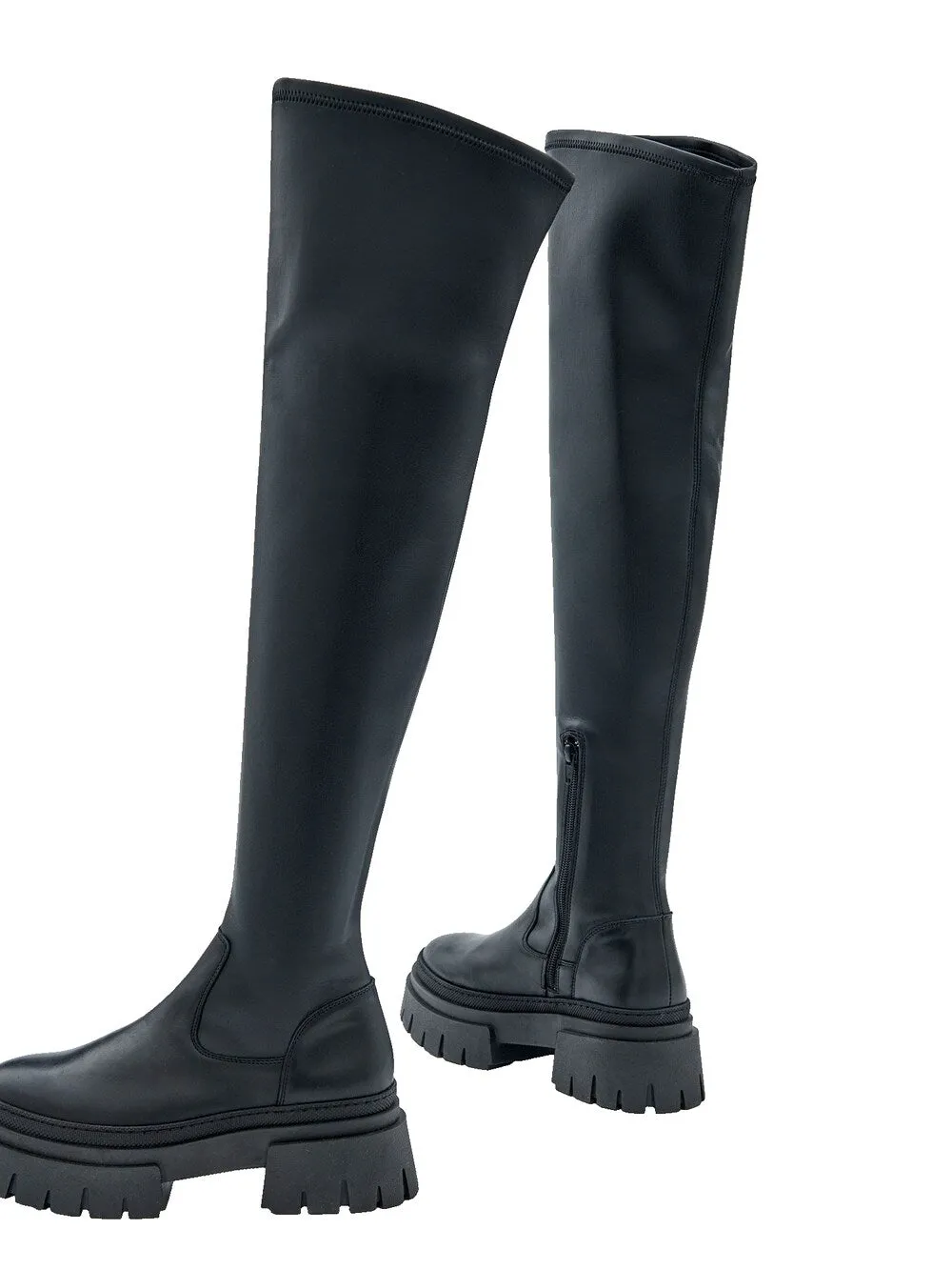 Edited Wisgard boots, black