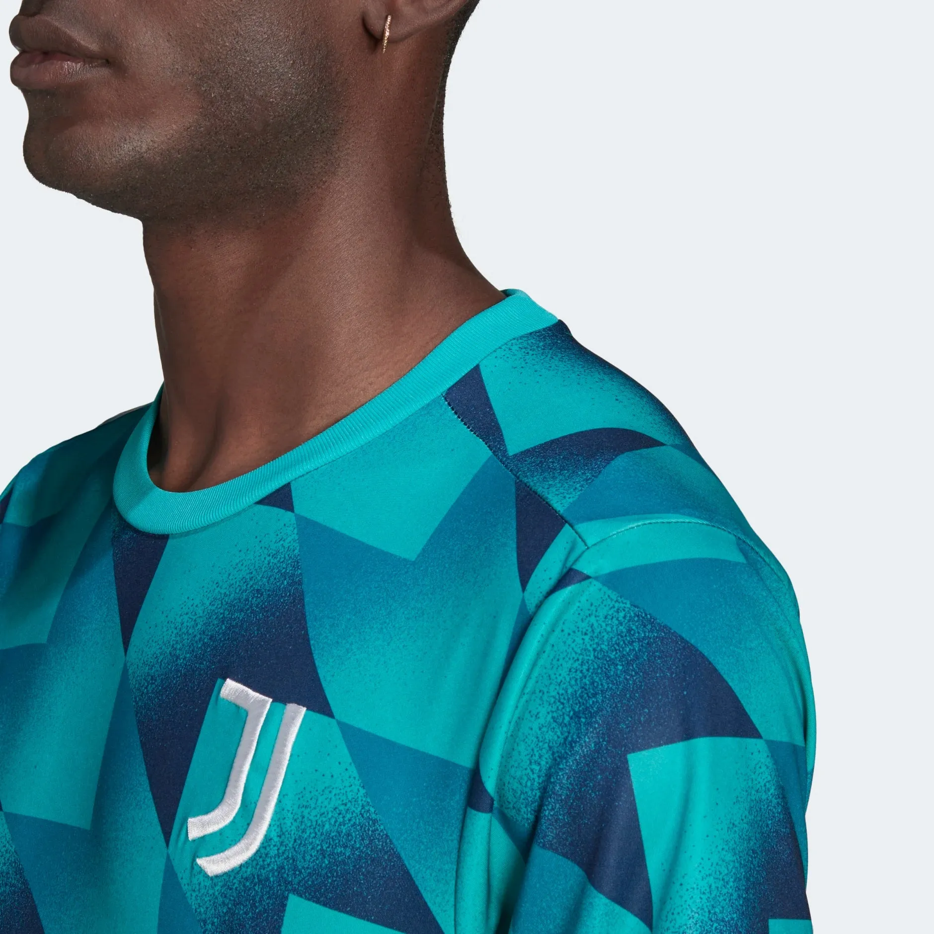Juventus 22/23 Pre-Match Jersey