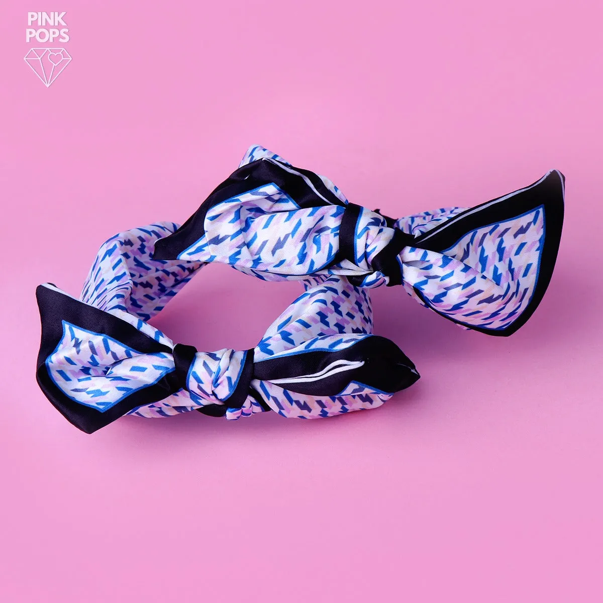 Trendy Border Turband Knotted Headband